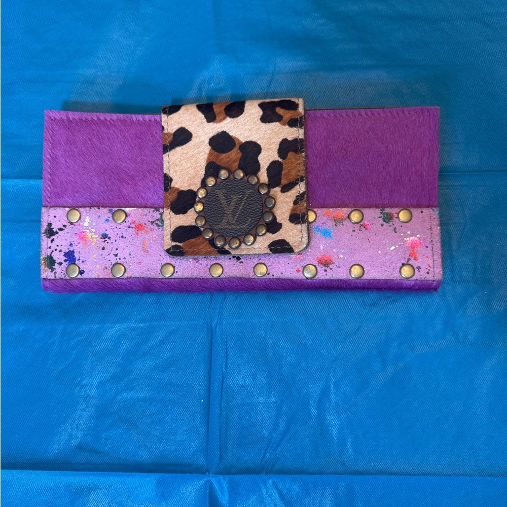 Purple Leopard Accent Key & Card Holder Wallet -LV Medallion